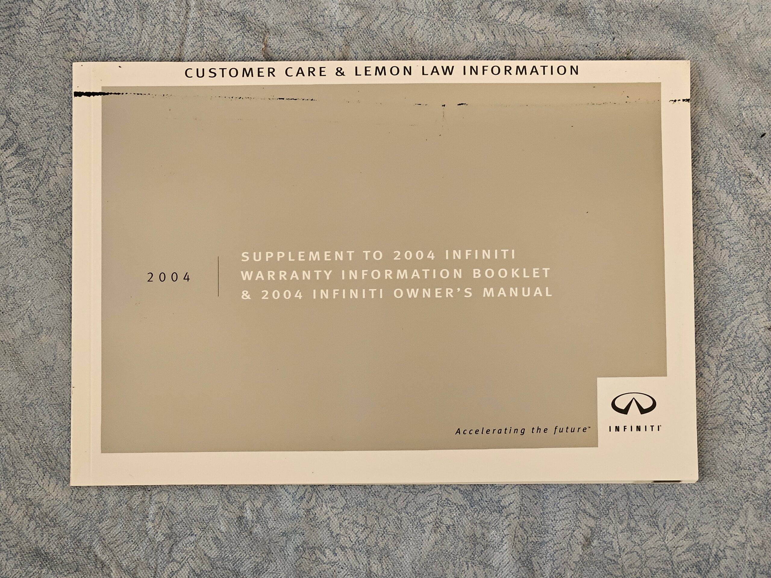 2004 Infiniti G35 Owners & Warranty Manuals Original Set - Image 4