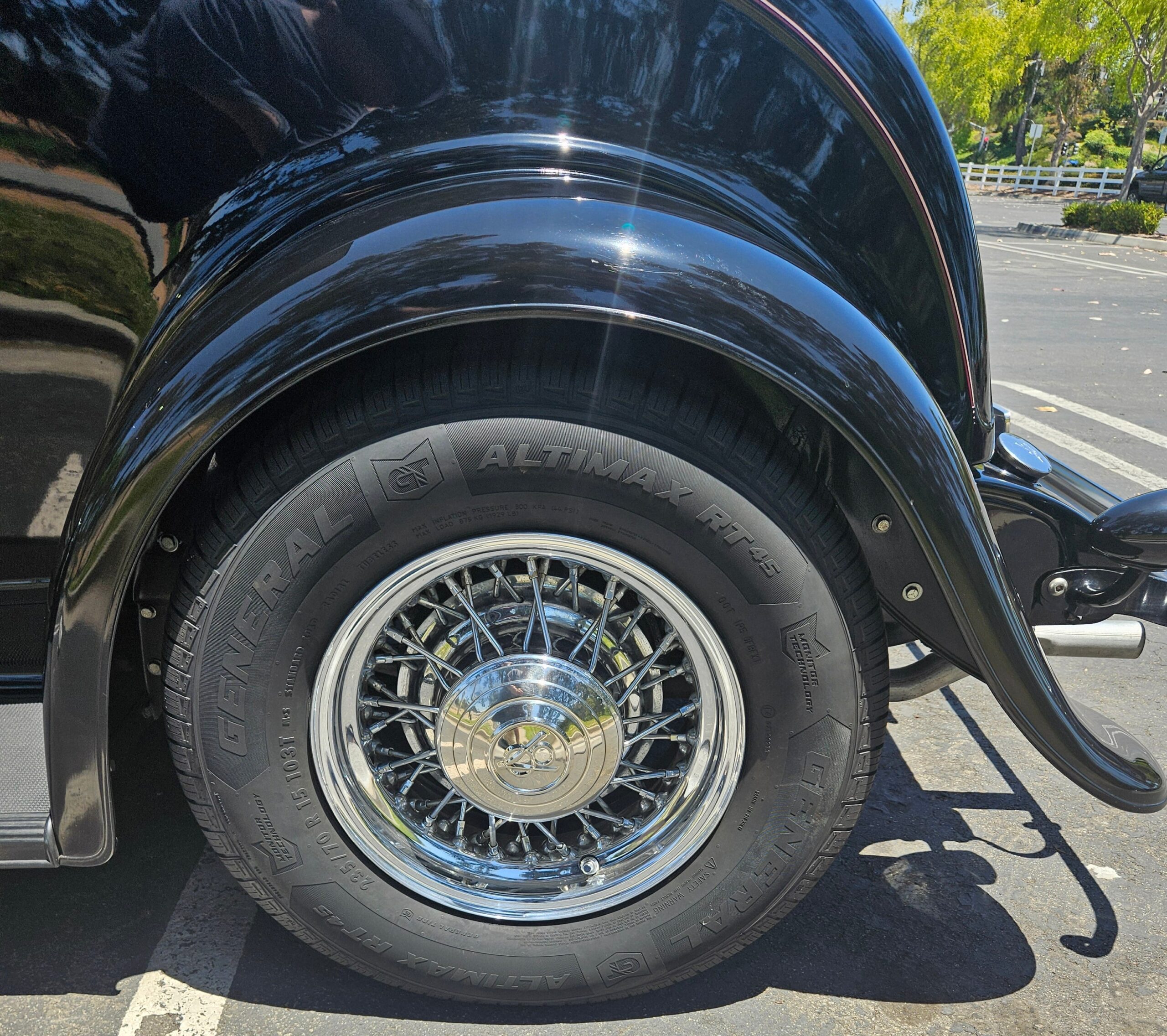 1932 Ford Roadster 302 V8 Manual All Steel - Image 11