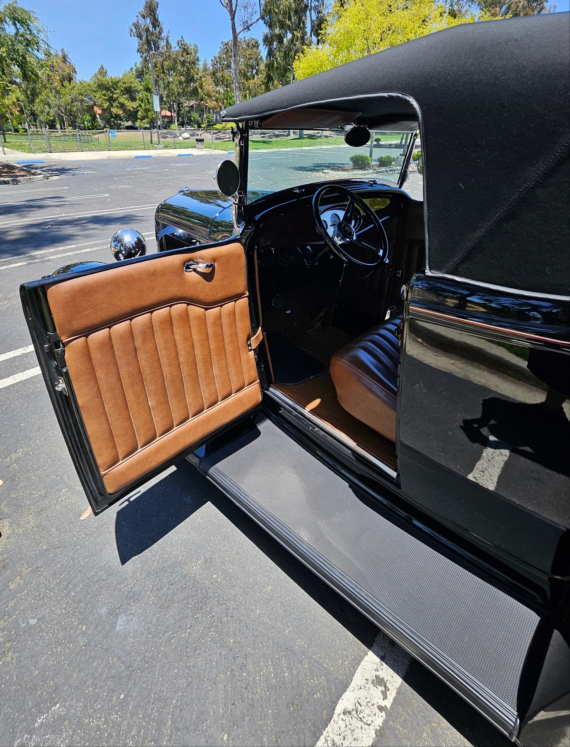 1932 Ford Roadster 302 V8 Manual All Steel - Image 14