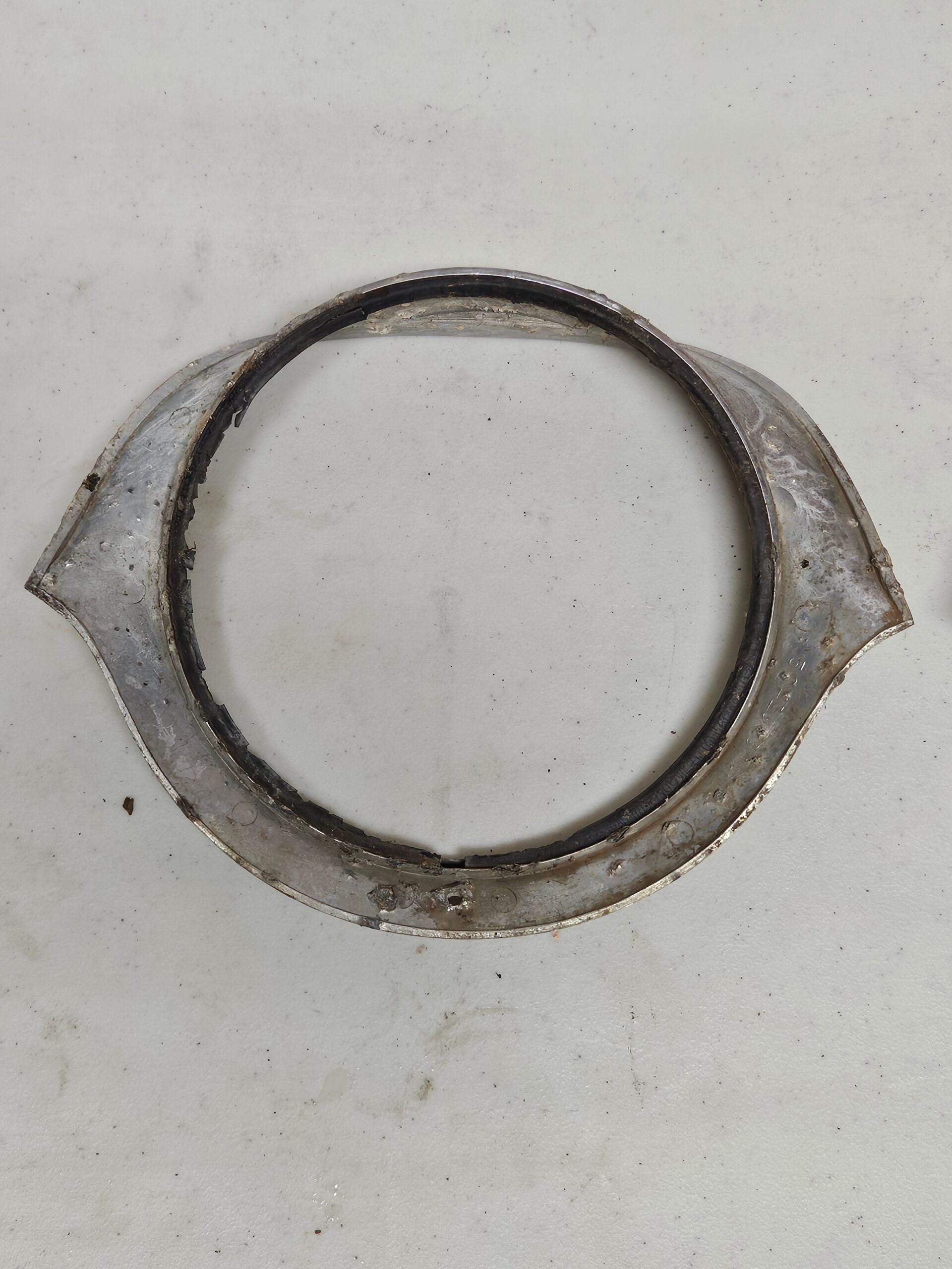 1954-1955 Cadillac 5941973 Headlight Trim Bezels Pair Original OEM - Image 3