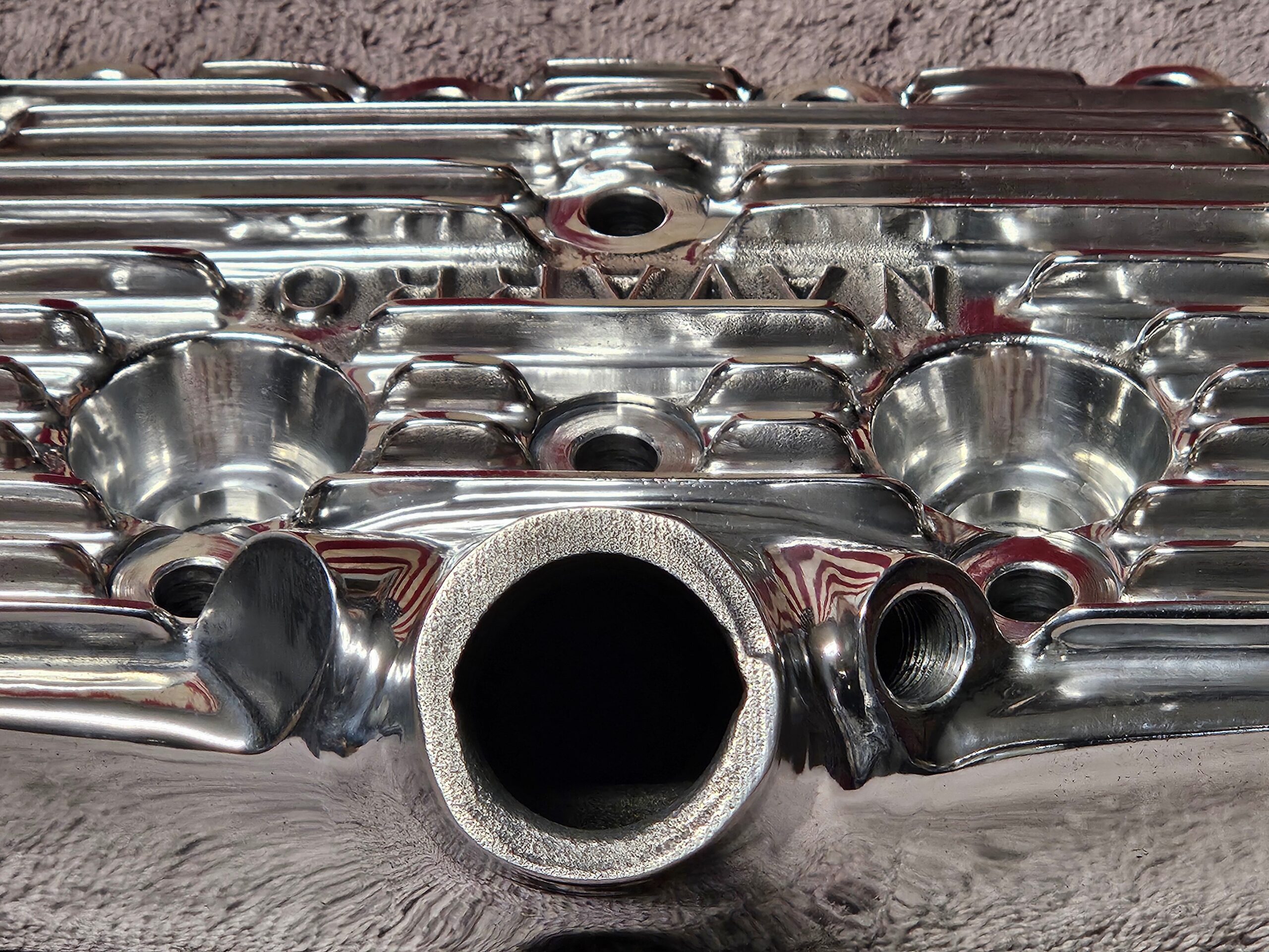Navarro 59A Ford Flathead V8 Finned Aluminum Heads Pair New Polished 24-Stud - Image 6