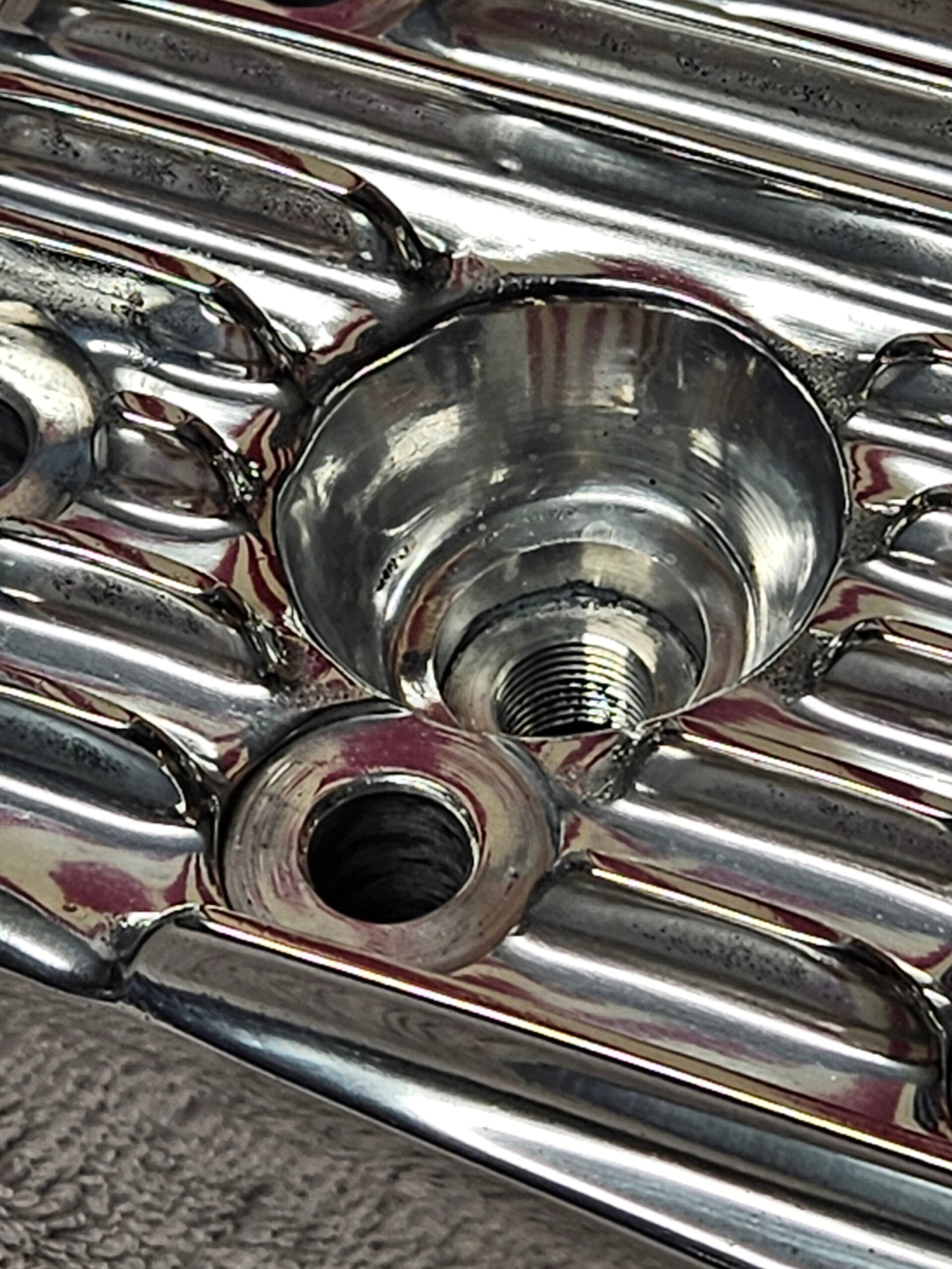 Navarro 59A Ford Flathead V8 Finned Aluminum Heads Pair New Polished 24-Stud - Image 3