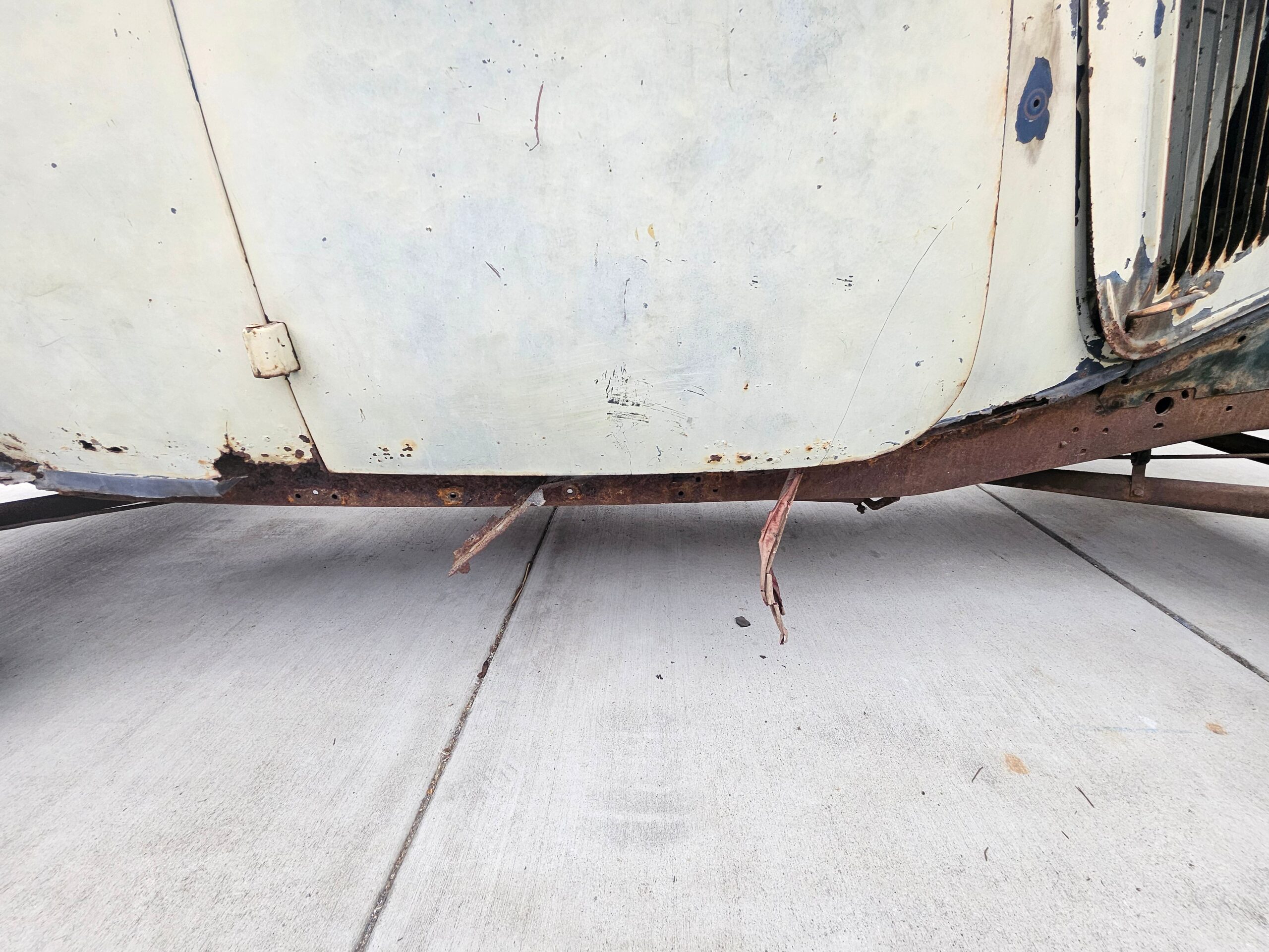 1934 Ford Roadster Project All Steel, Rumble Seat 8BA Flathead RUNS CA Title! - Image 15