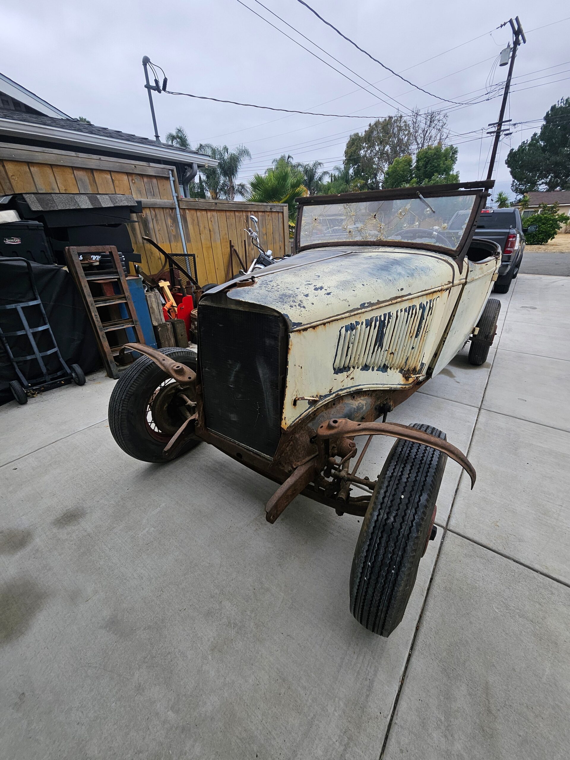 1934 Ford Roadster Project All Steel, Rumble Seat 8BA Flathead RUNS CA Title! - Image 4