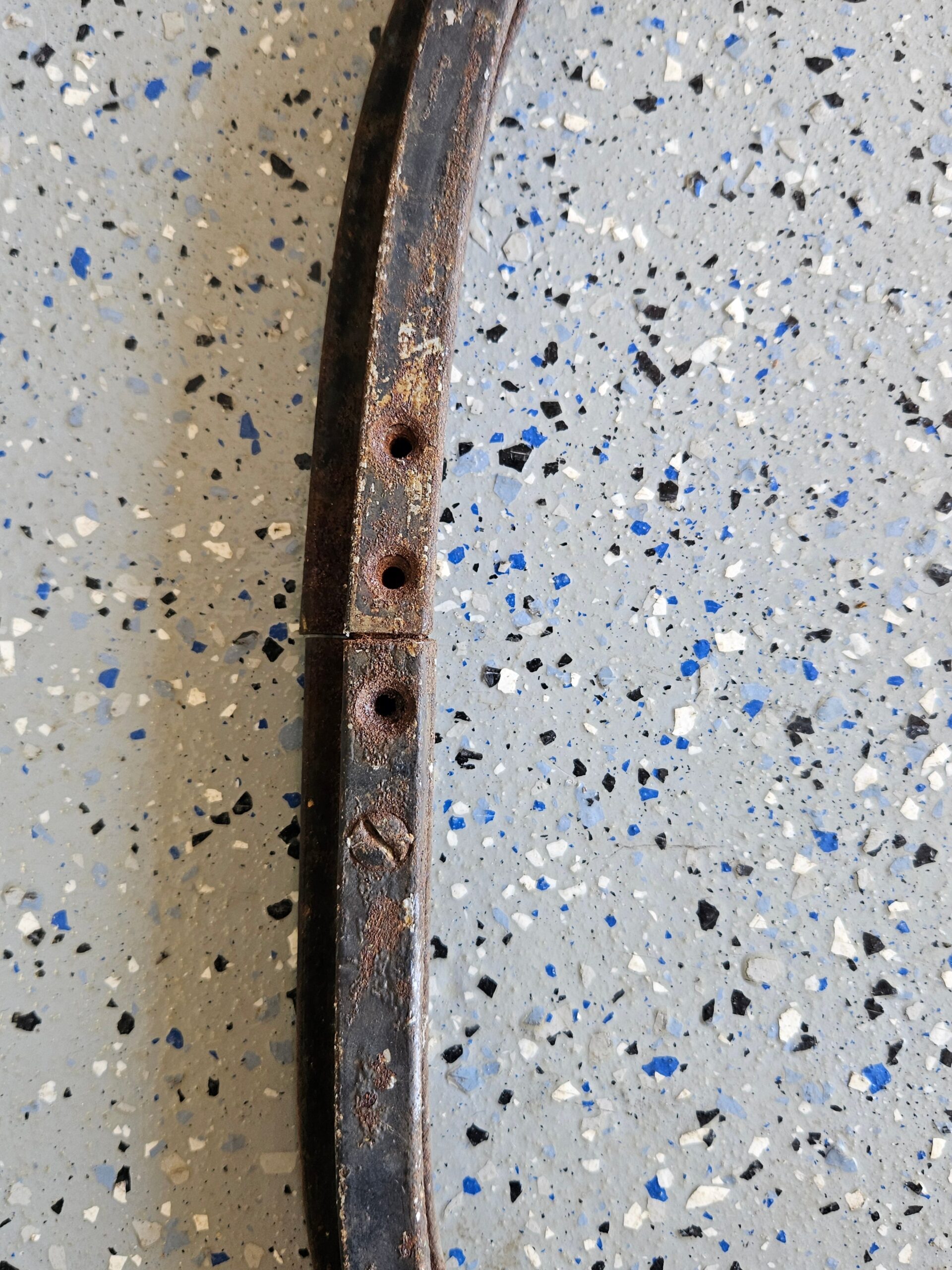 1935-1936 Ford 48-45410 Closed Car Windshield Frame Solid, Rust-Free Original - Image 5
