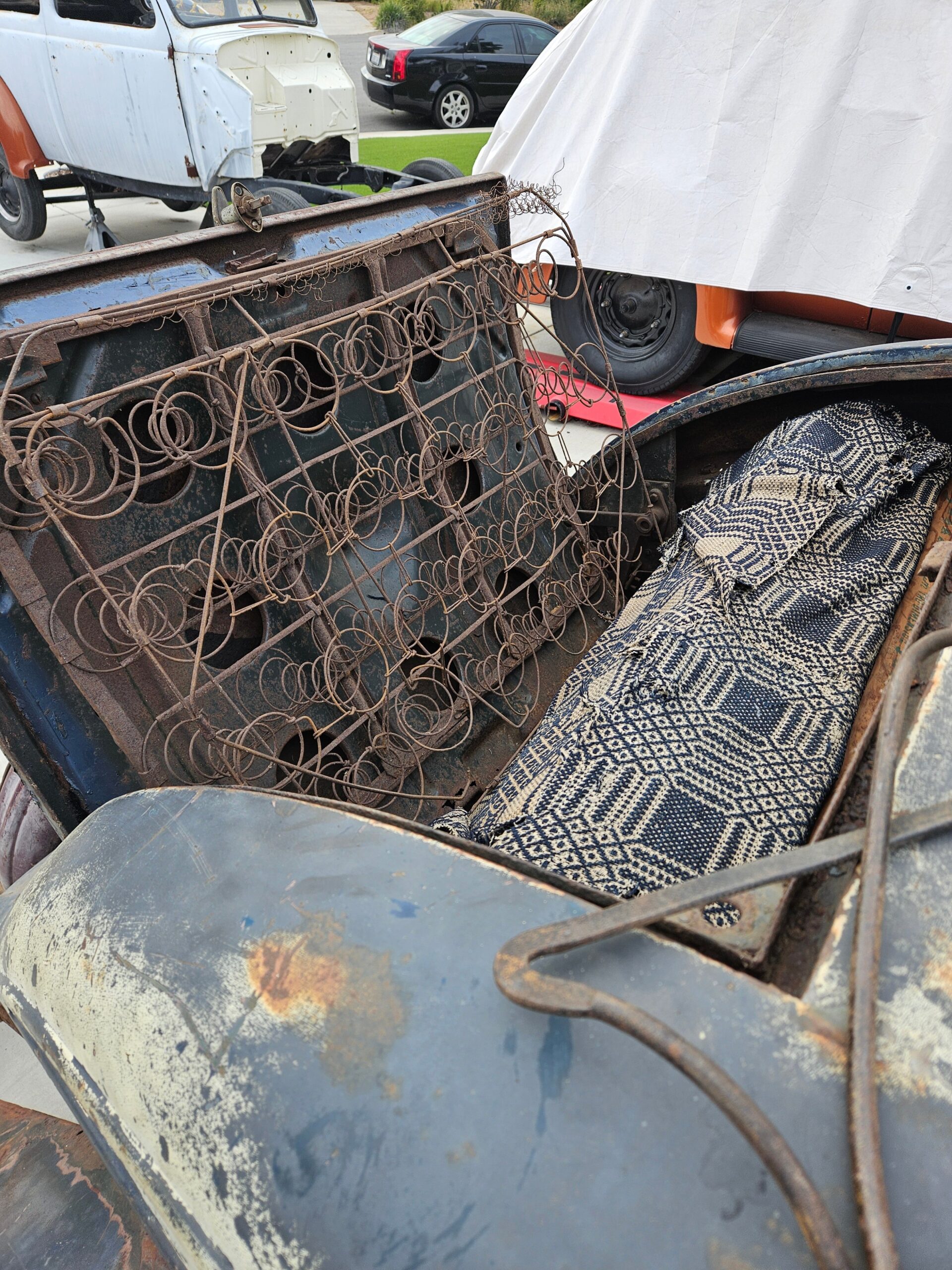 1934 Ford Roadster Project All Steel, Rumble Seat 8BA Flathead RUNS CA Title! - Image 31