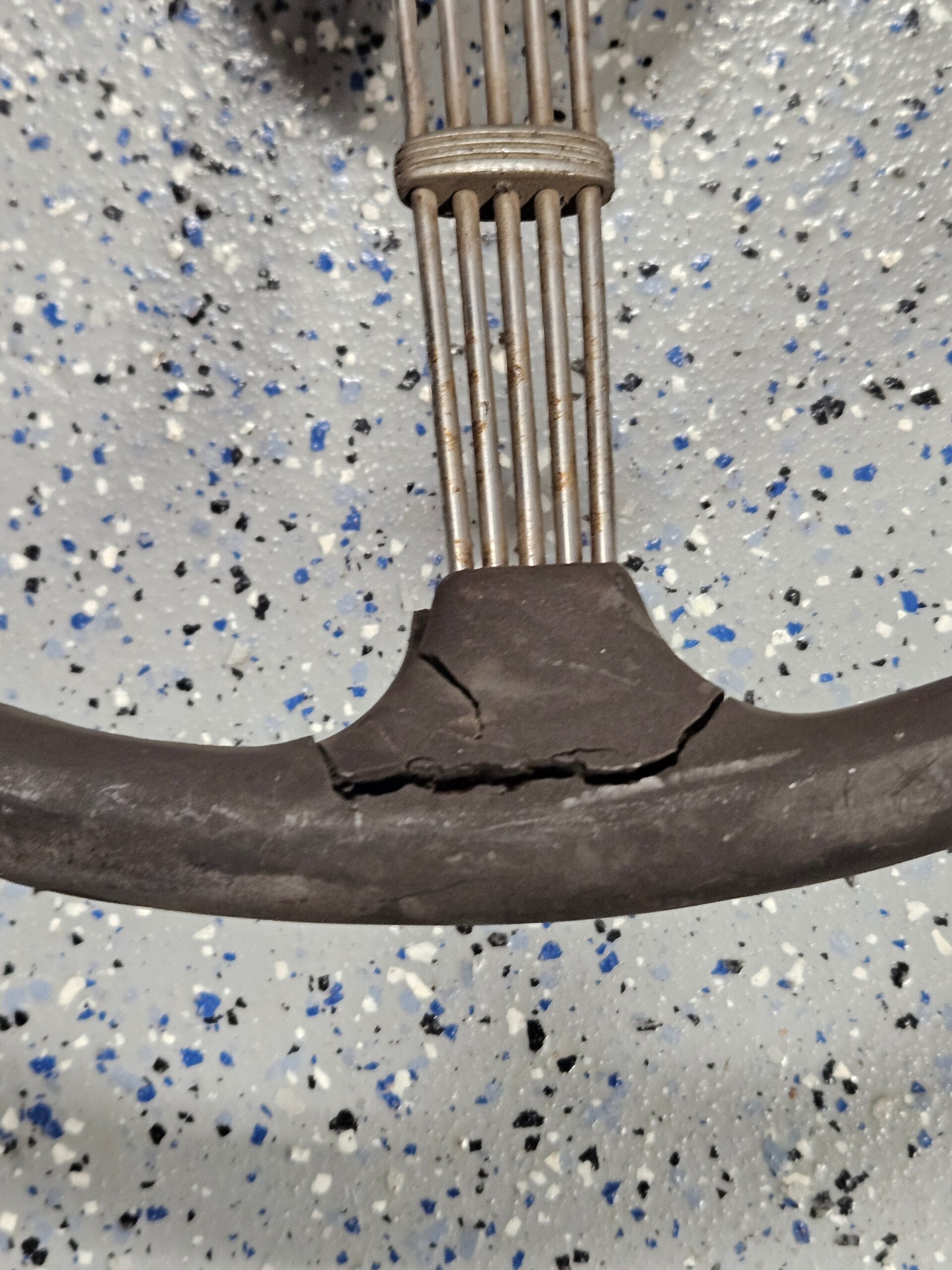 1938-1939 Ford 81A/91A-3600 17" Banjo Steering Wheel Original OEM V8 Hot Rod - Image 5