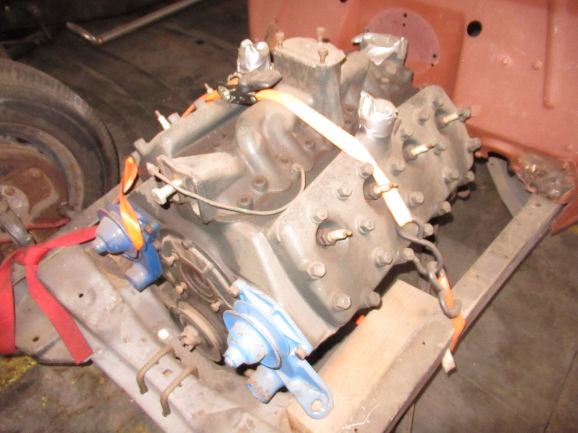 1933 Ford Pickup Hot Rod PROJECT Chopped, Channeled, Flathead V8 - Image 9