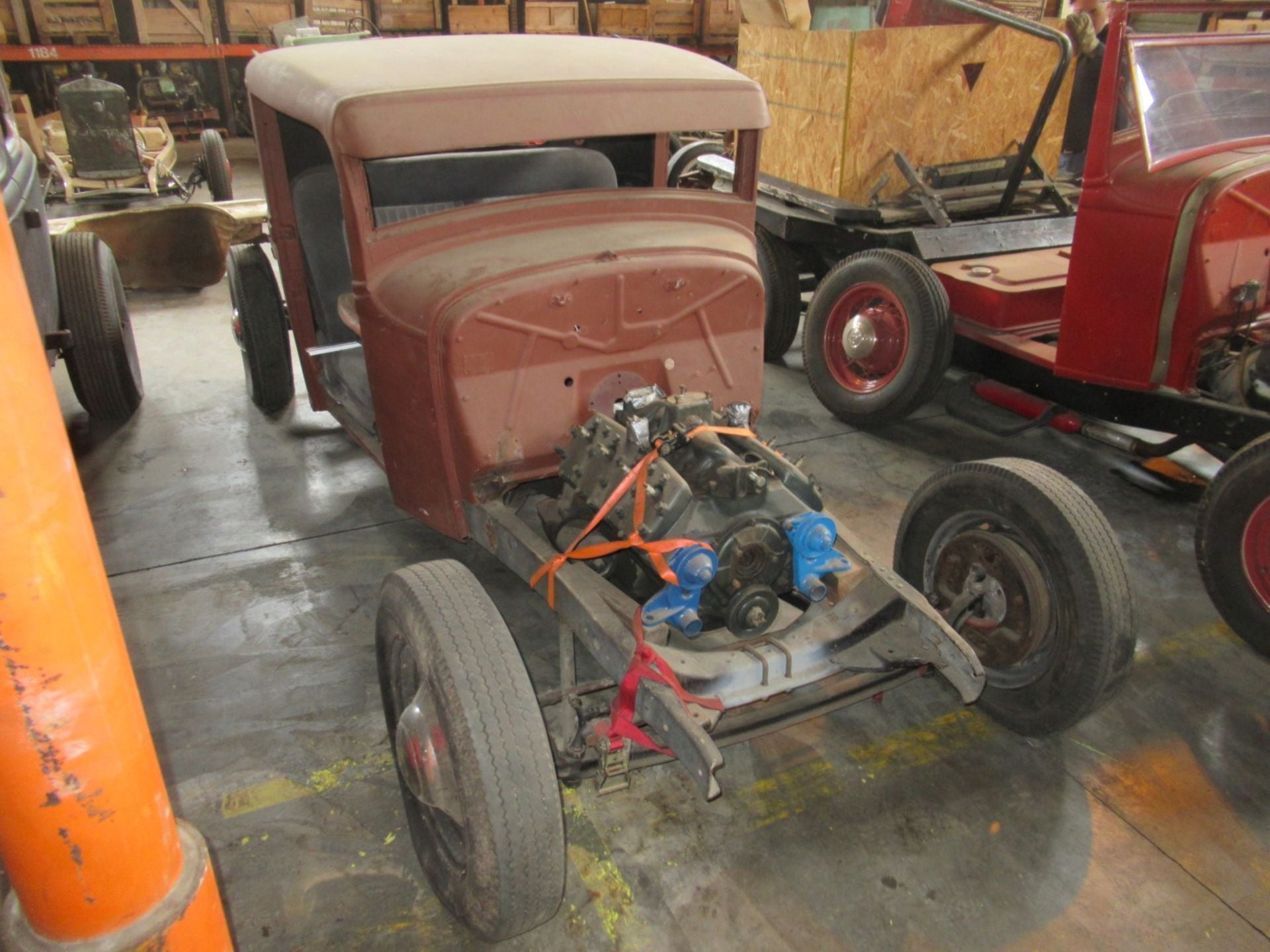 1933 Ford Pickup Hot Rod PROJECT Chopped, Channeled, Flathead V8 - Image 10